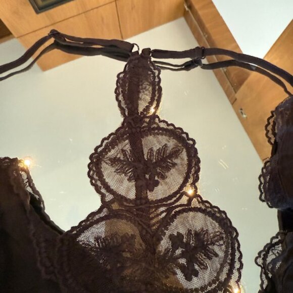 NWT Free People Lace Camisole Going Out Top in Washed Black - Size S - Picture 4 of 7